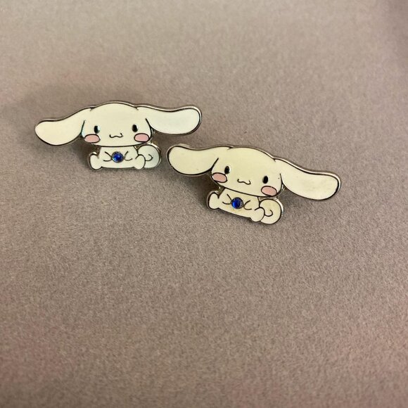 Sanrio Cinnamoroll earring - Picture 1 of 3